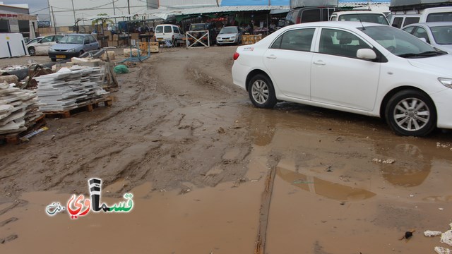 فيديو: اجواء اليوم من سوق السبت وازدحام مروري بسبب  وضعية الشارع الرئيسي وتذمر الزوار اليهود من البنية التحتيه